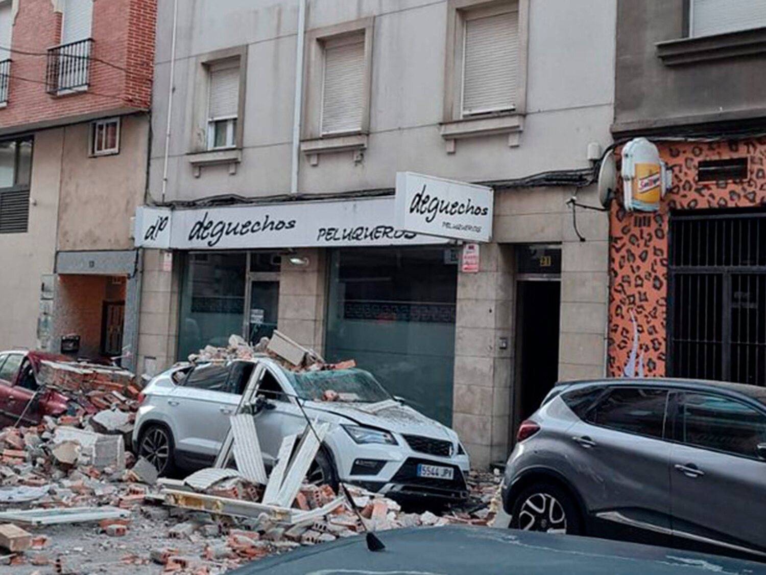 Un hombre que iba a ser desahuciado explota una bombona de gas en su casa y se entrega a la Policía