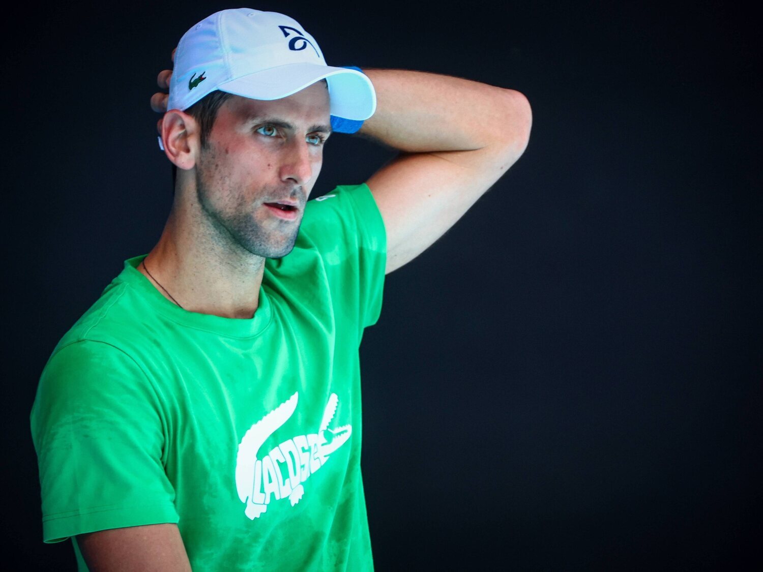 Djokovic, deportado por orden de la Justicia en un vuelo a Dubái, no jugará el Abierto de Australia