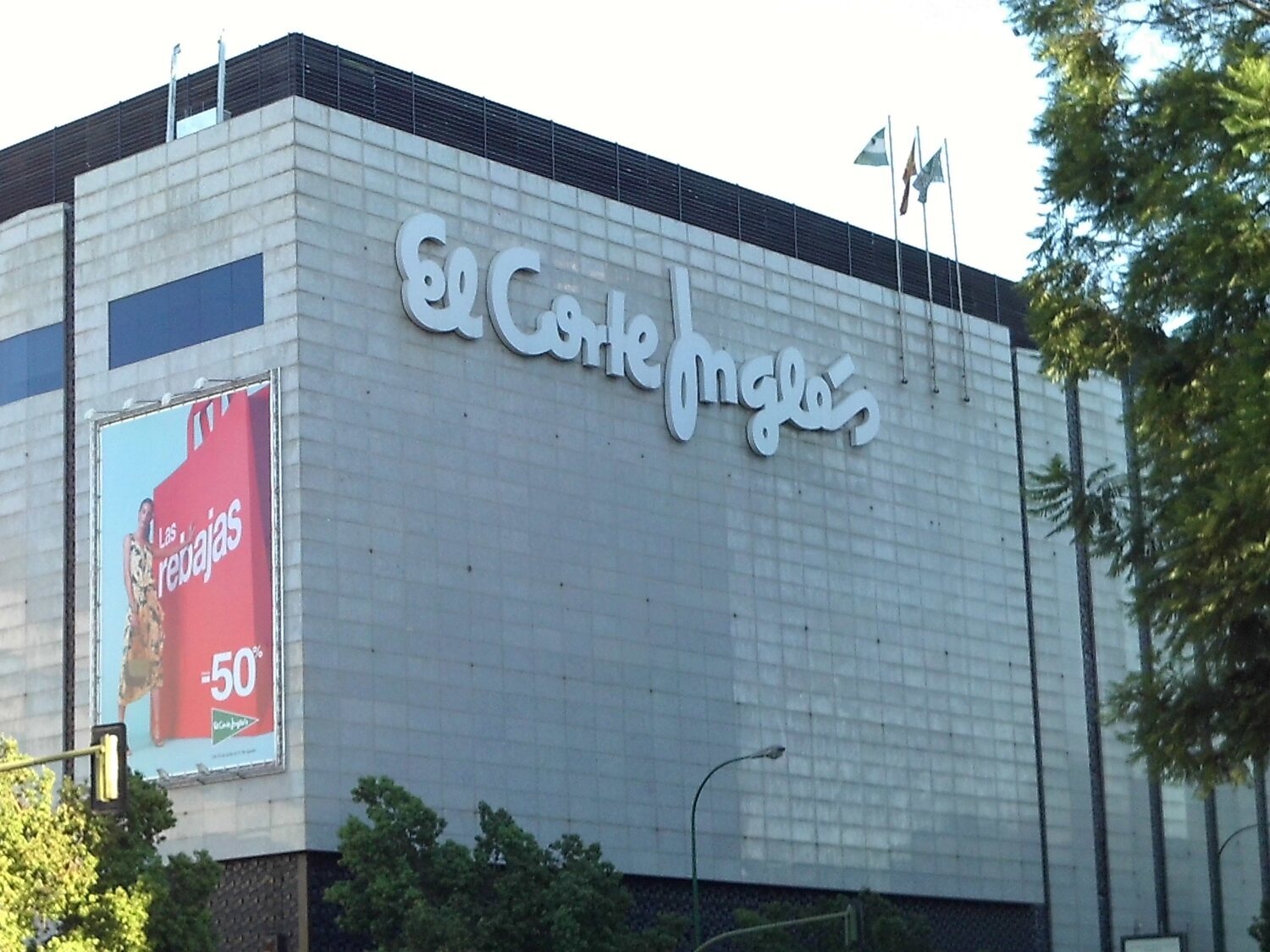 El Corte Inglés cierra definitivamente este emblemático centro comercial de cuatro plantas