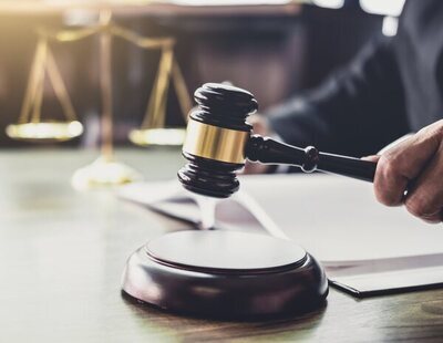 Se libra de la cárcel tras violar a una niña de 12 años: la jueza considera que fue "ingenuo"