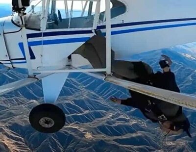 Un youtuber que grabó como estrellaba su avión ahora es investigado por haberlo hecho a propósito