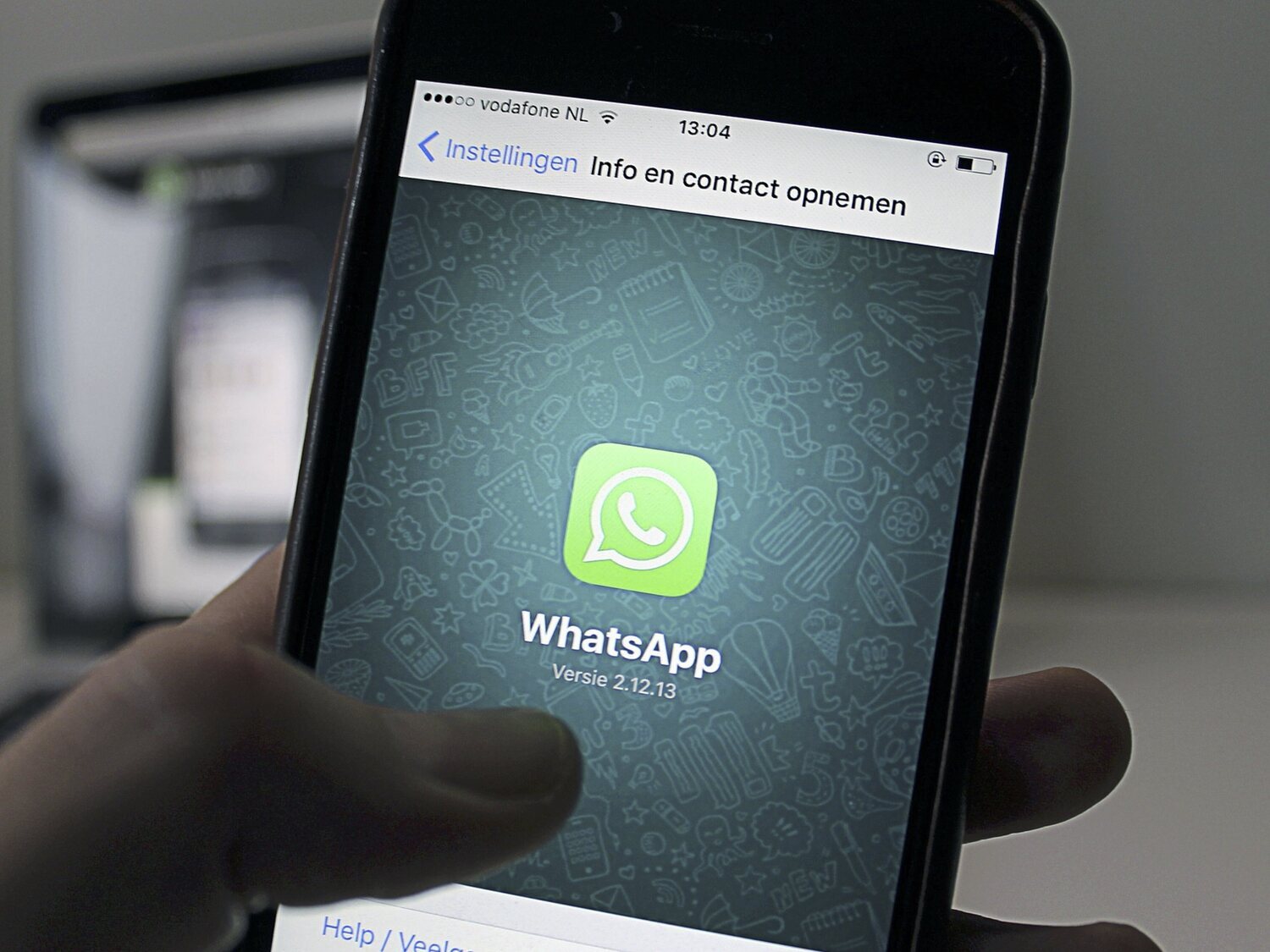 Cosas que pueden acarrearte consecuencias legales en WhatsApp y que quizás no sabías