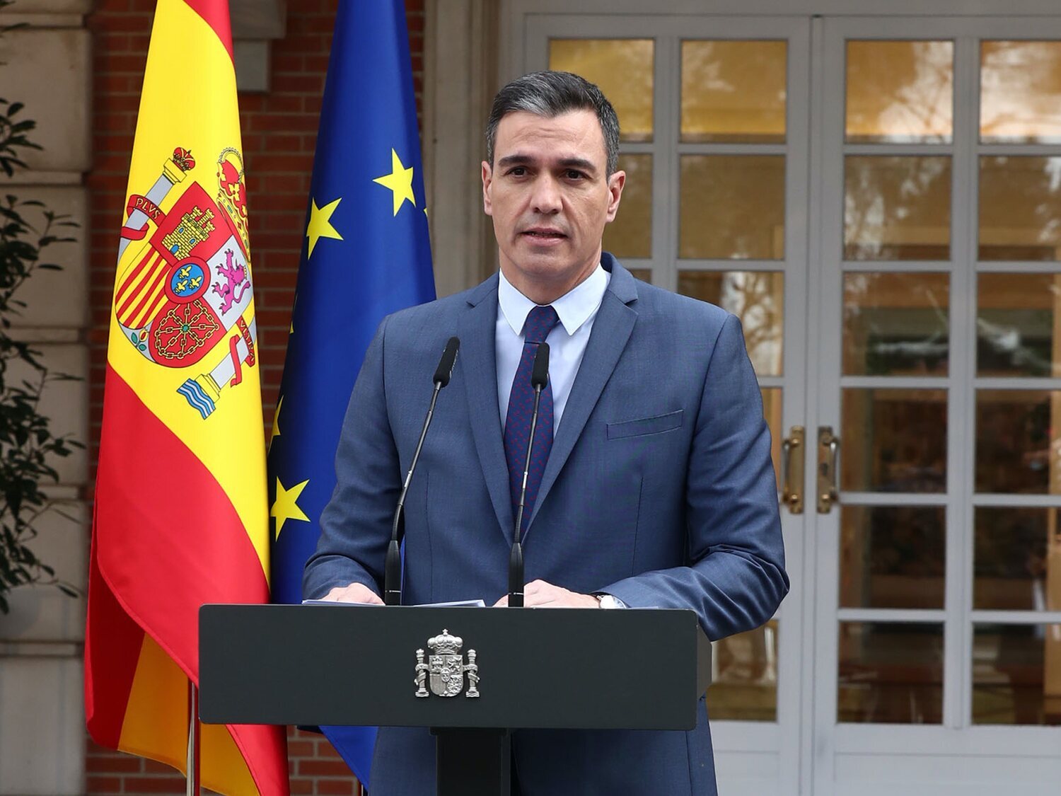 Pedro Sánchez descarta por el momento el envío de armas a Ucrania