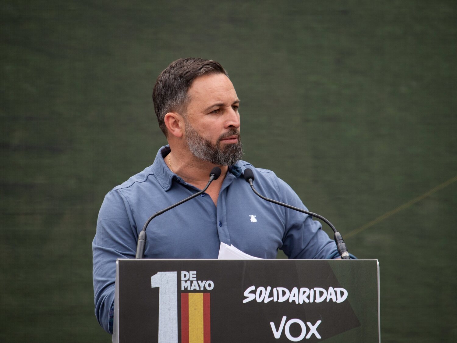 Abascal intenta vincular a Putin con la izquierda y Twitter le recuerda este tuit de 2015