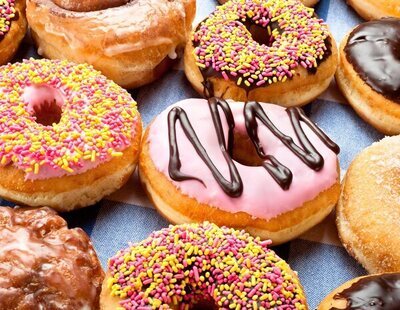 Una empresa busca a alguien que trabaje como catador de donuts por 15 euros la hora