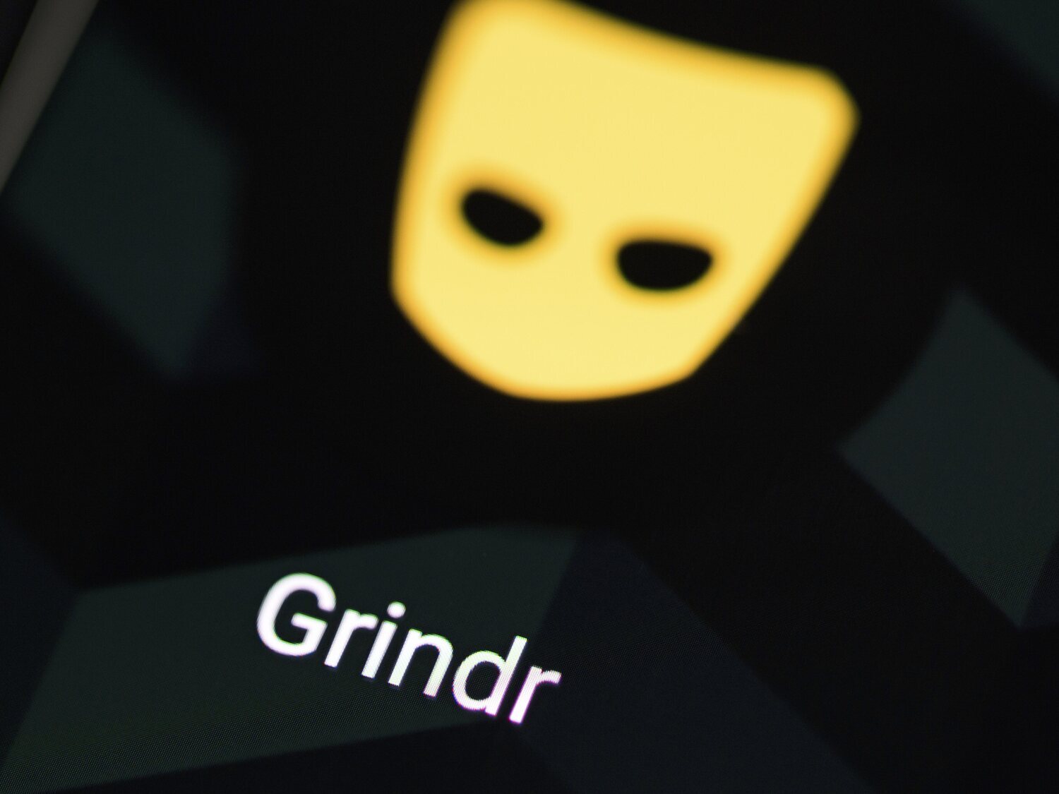 Los espías británicos interceptan mensajes en Grindr por parte de los soldados rusos en Ucrania