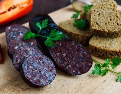 Alerta alimentaria: retiran esta morcilla de una popular cadena de supermercados y piden evitar su consumo