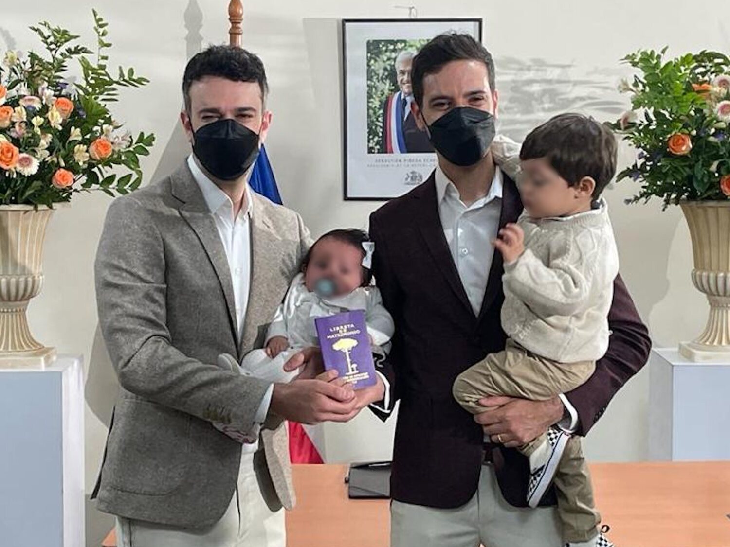 Jaime y Javier, primer matrimonio igualitario en Chile: "Es un paso importantísimo para el país"