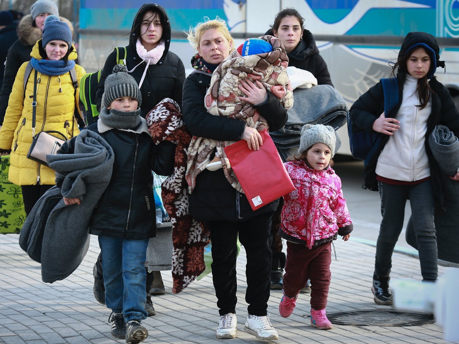 Guerra en Ucrania: redes de trata intentan captar a mujeres y niños