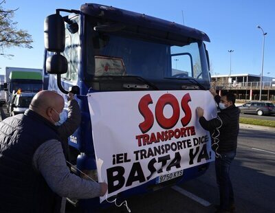 La plataforma de transportistas continuará con el paro rechazando la ayuda de 500 millones de euros del Gobierno