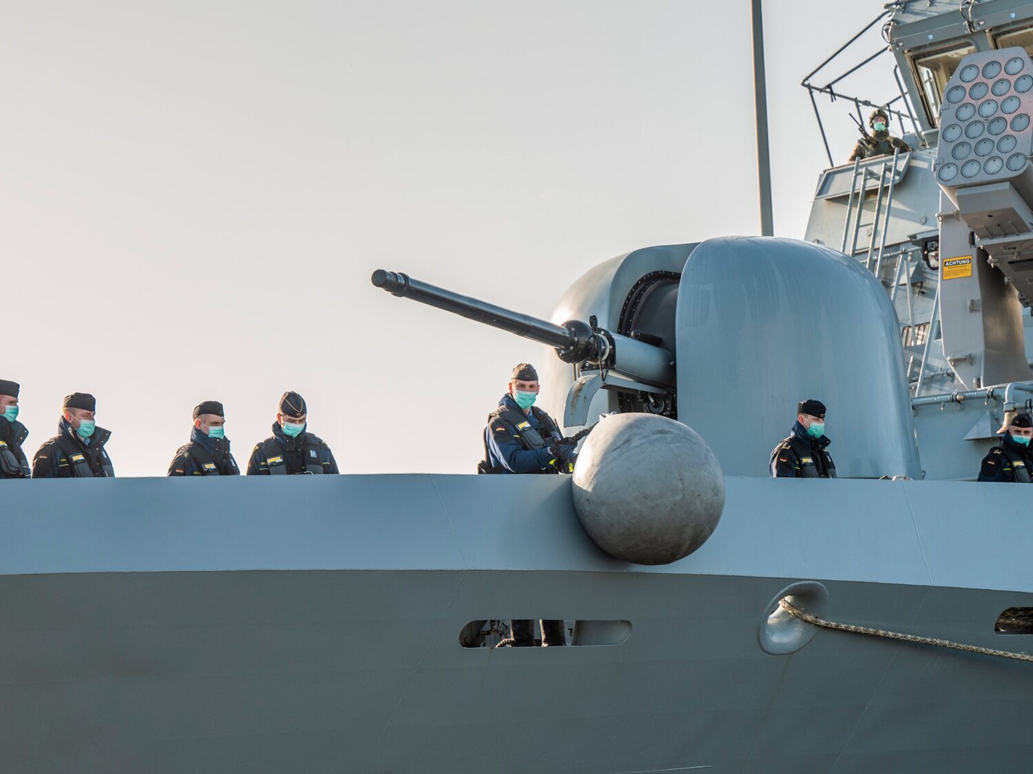Las tropas ucranianas destruyen un barco de guerra ruso en la costa del mar Azov