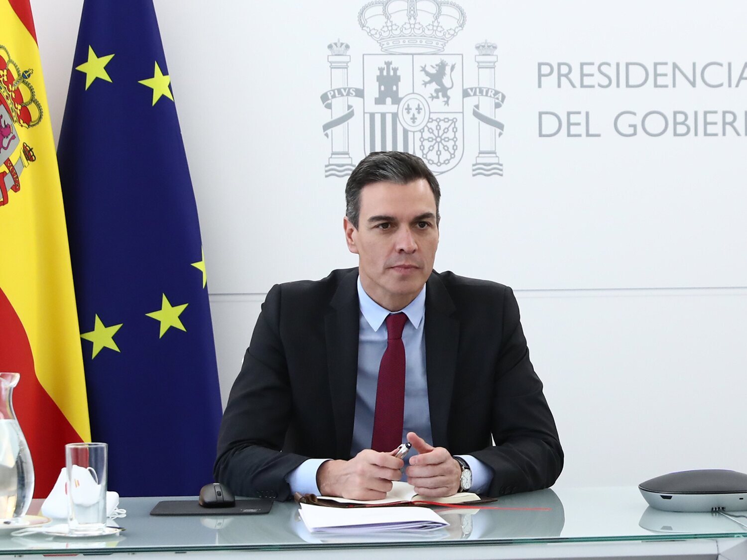 Sánchez anuncia ayudas al carburante, aumento del IMV y límites a la subida de los alquileres