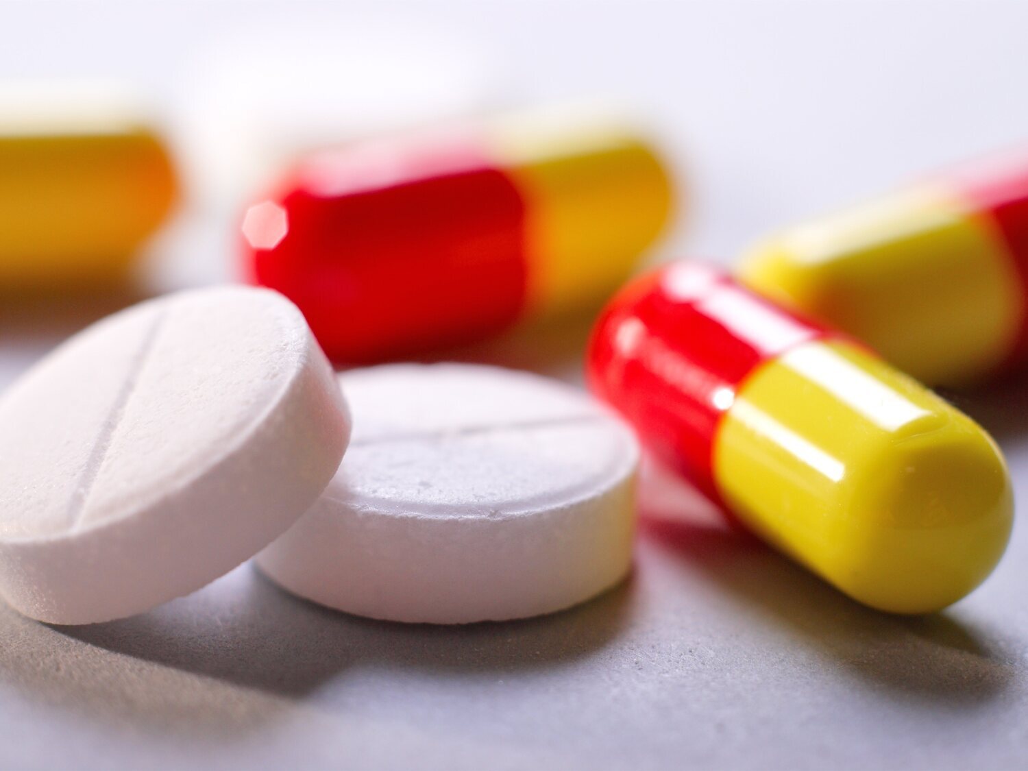 El antibiótico que Sanidad pide no mezclar con paracetamol bajo ningún concepto