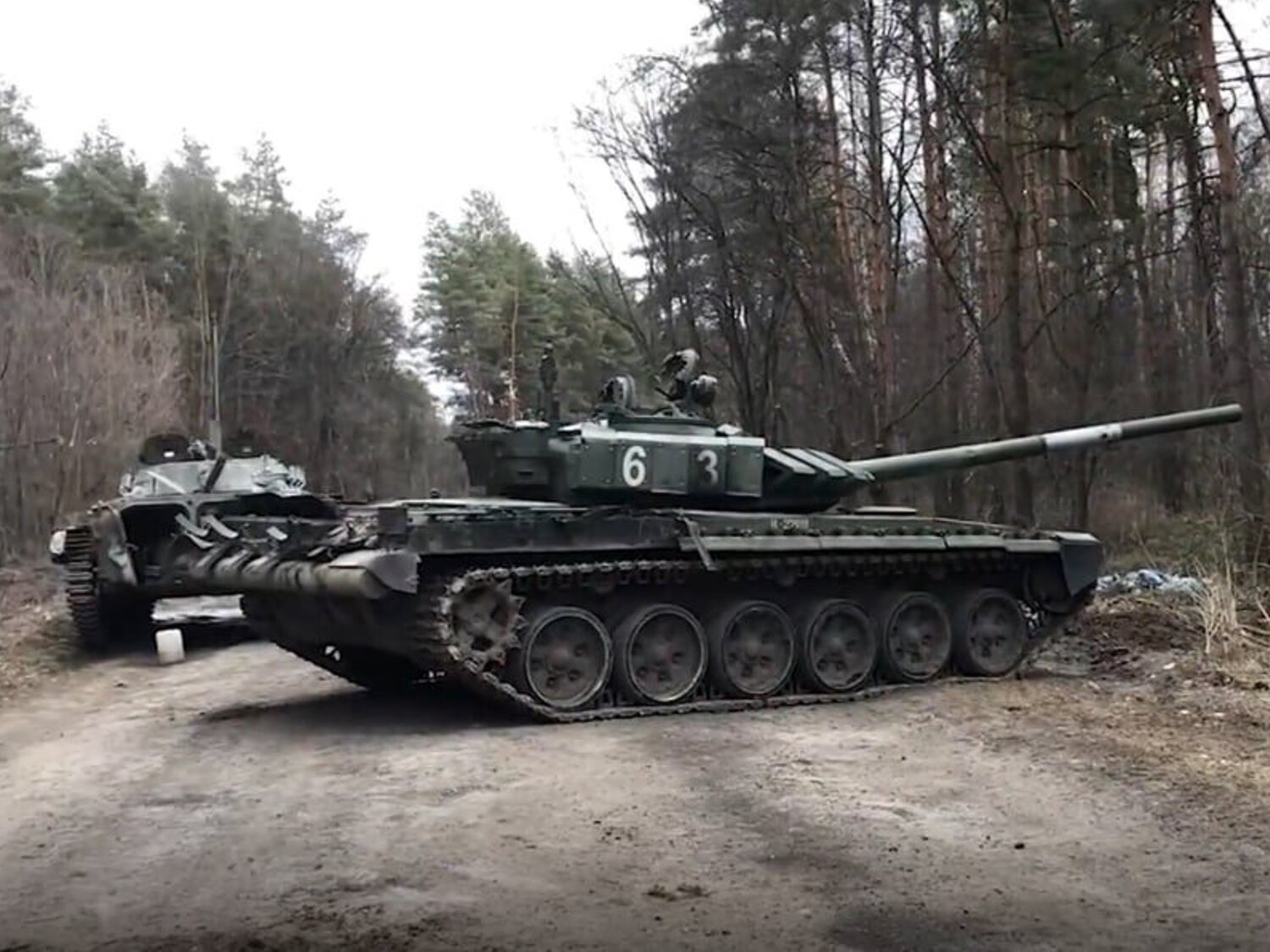 Un comandante ruso se suicida al descubrir que los tanques de su unidad estaban desmantelados
