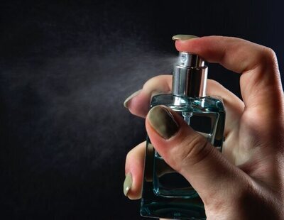 Alerta sanitaria: retiran de la venta este popular perfume del mercado por riesgo de cáncer