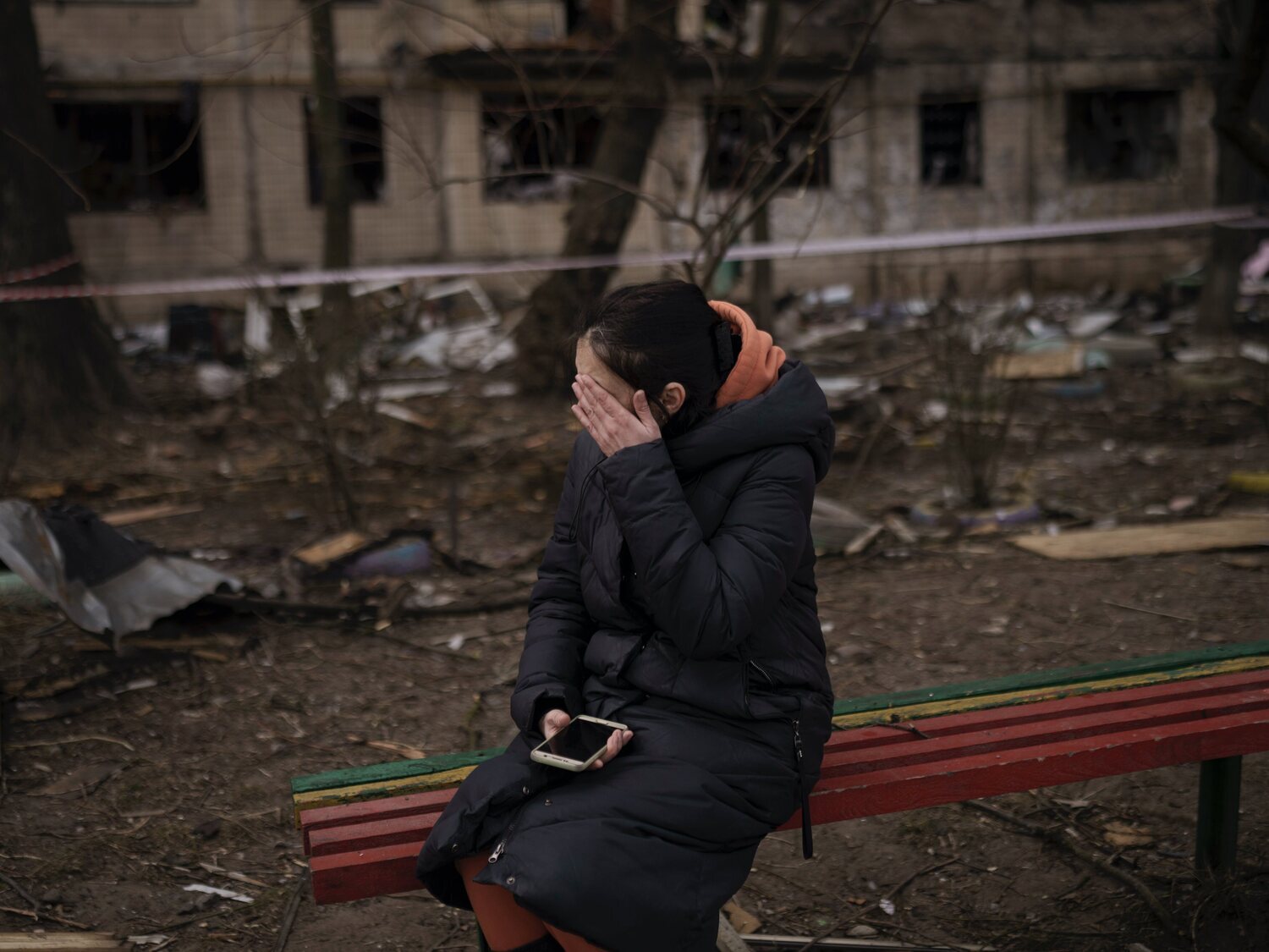 Violaciones como "arma de guerra": mujeres y niñas ucranianas denuncian el horror