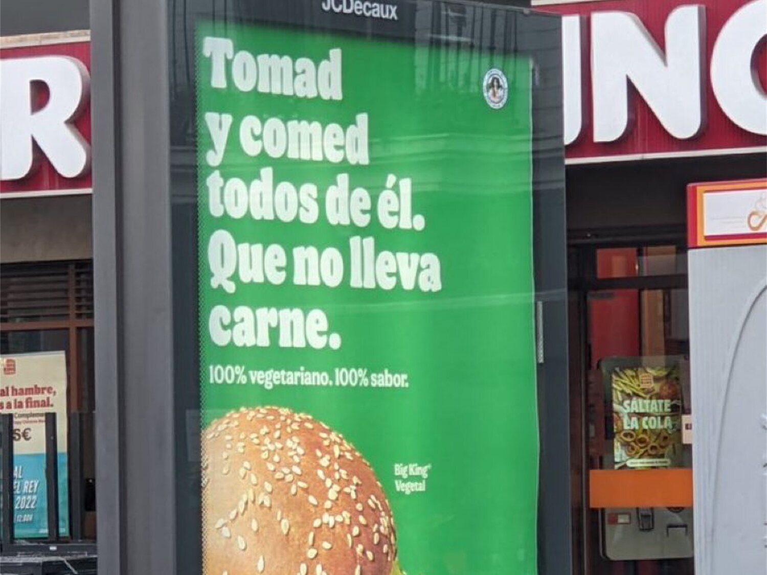 "Tomad y comed todos de él": Burger King retira su campaña de Semana Santa que ha ofendido a los católicos