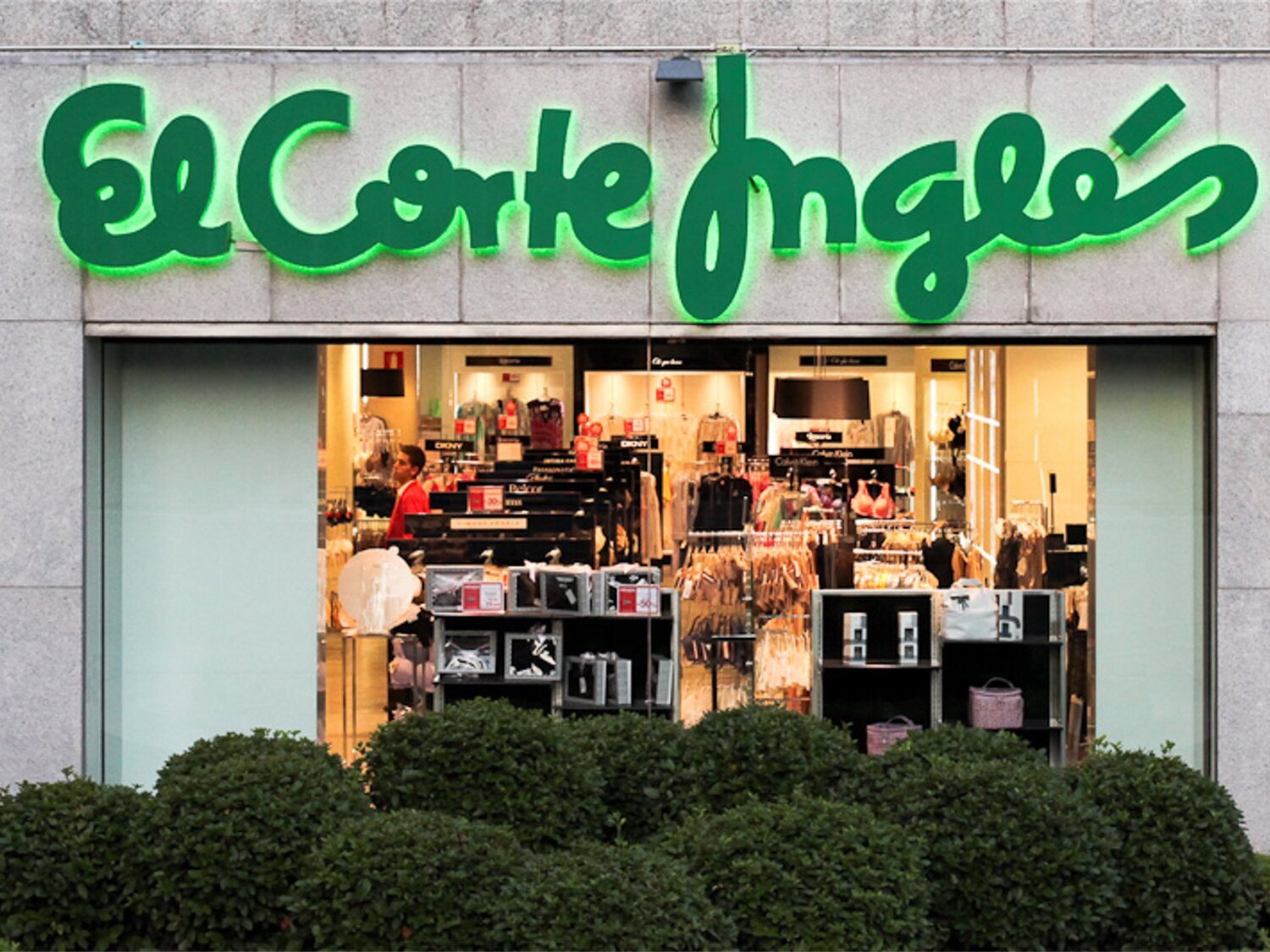 El Corte Inglés pone en venta estos dos emblemáticos centros comerciales del centro de Madrid