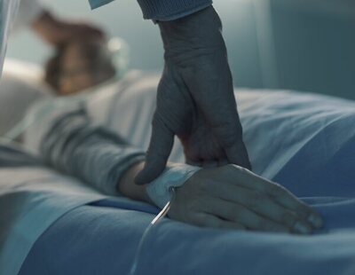 5 cosas de las que más nos arrepentimos antes de morir, según una asistenta de enfermos terminales