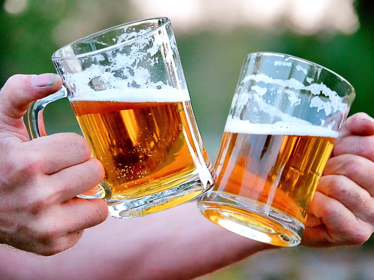 El número de cervezas que puedes tomar en un día sin riesgo para la salud, según el CSIC