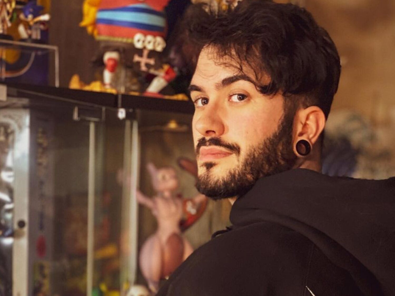 Tour por la casa de Wismichu: el youtuber enseña todos sus secretos, colecciones y curiosidades