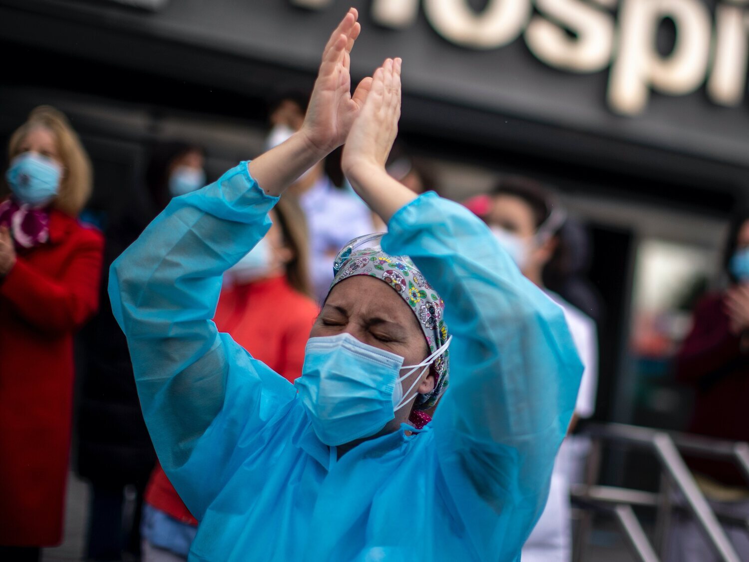 Miles de médicos van a la huelga ante una Ayuso que se salta la ley contra la temporalidad