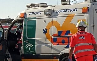 Accidente mortal en Sevilla tras volcar un autobús el que viajaba un grupo de temporeros