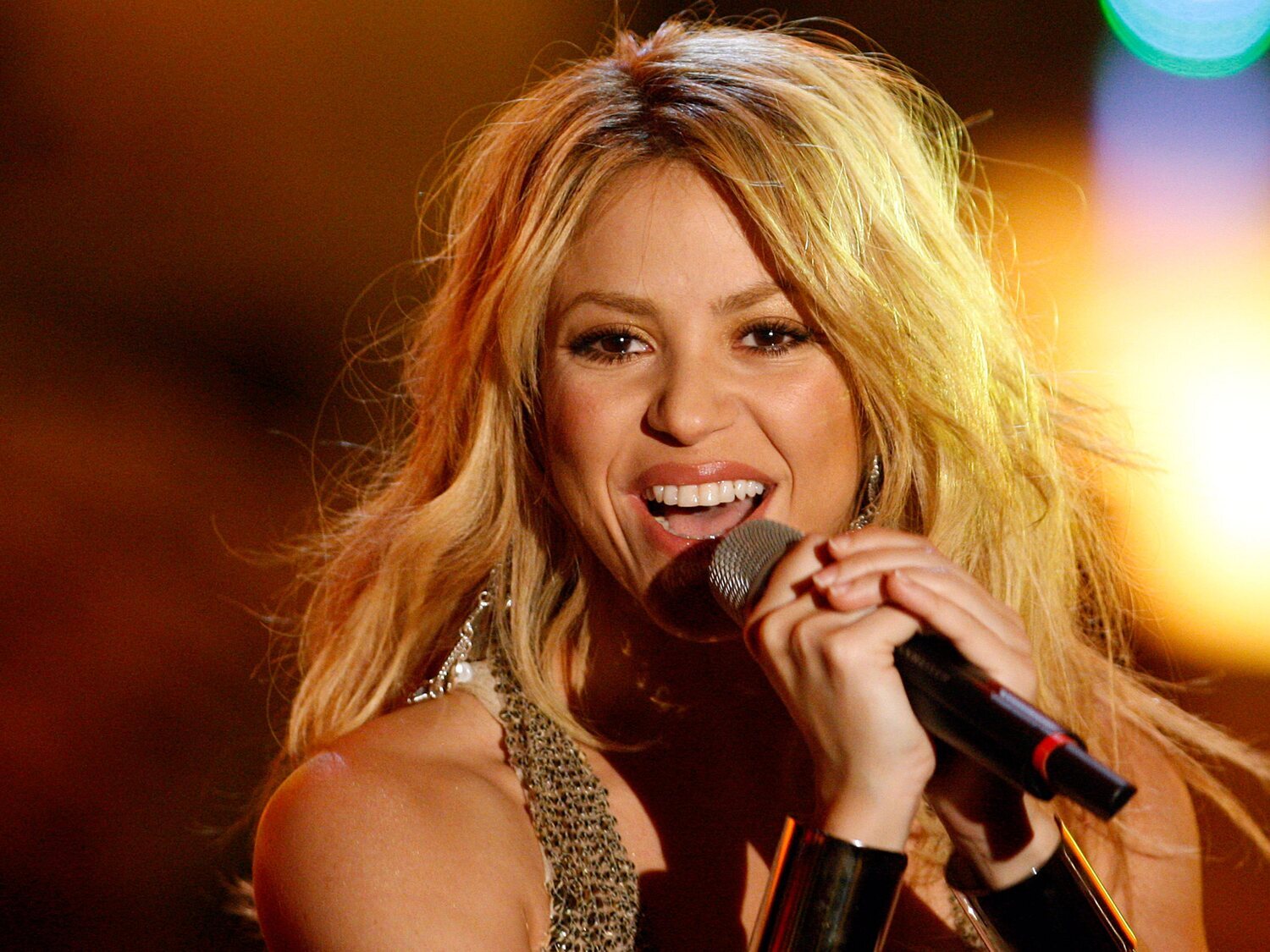 Las 13 canciones más míticas de Shakira y su significado