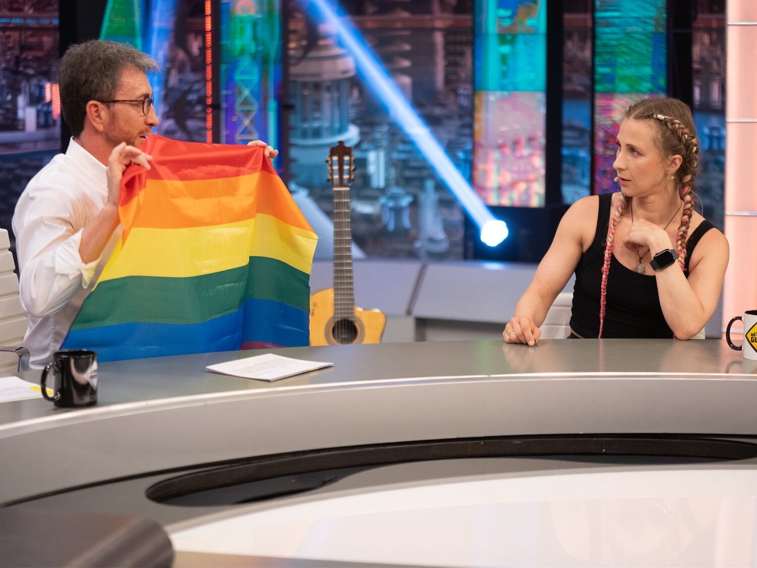 Pussy Riot estremece en 'El hormiguero' al relatar la dura vida de las personas LGTBI en Rusia