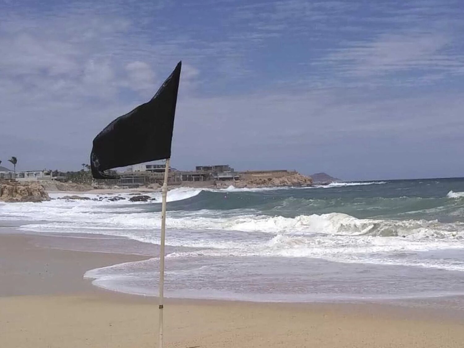 Bandera negra 2022: las 48 playas más contaminadas de España