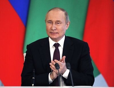 Putin lleva su propio inodoro y bolsas para sus heces cuando viaja fuera de Rusia
