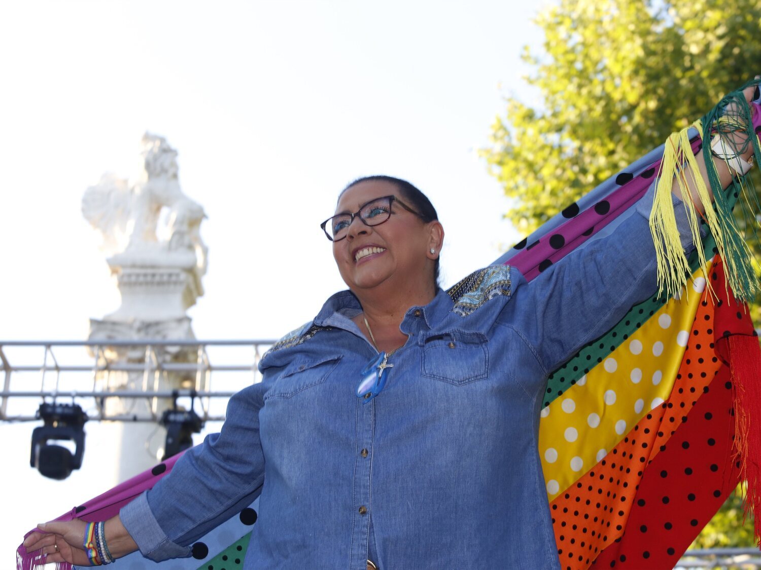 María del Monte sale del armario y presenta a su novia en el Orgullo LGTBI de Sevilla 2022