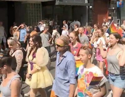 El terrorismo no detiene el Orgullo LGTBI de Oslo y los manifestantes salen a la calle tras el atentado