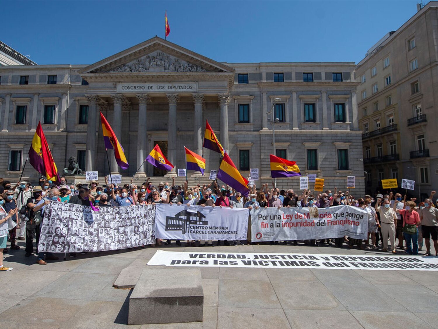 La declaración ilegal del franquismo y otras claves de la Ley de Memoria Democrática