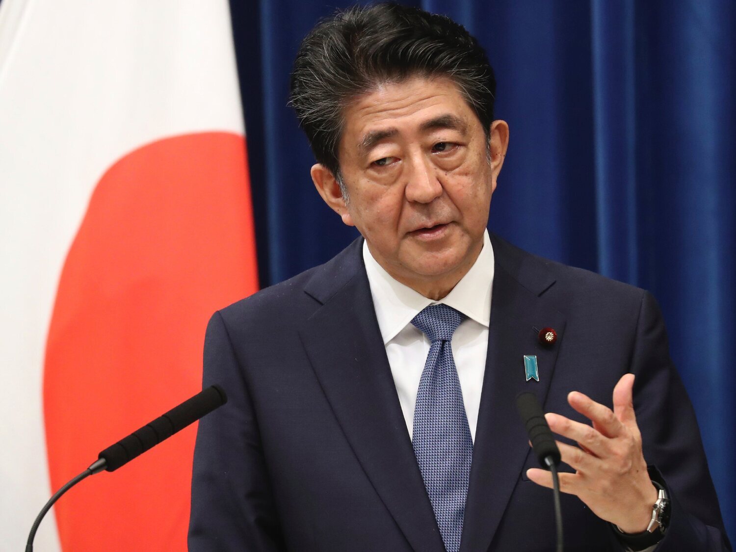 Muere asesinado Shinzo Abe, ex primer ministro de Japón, tiroteado durante un mitin