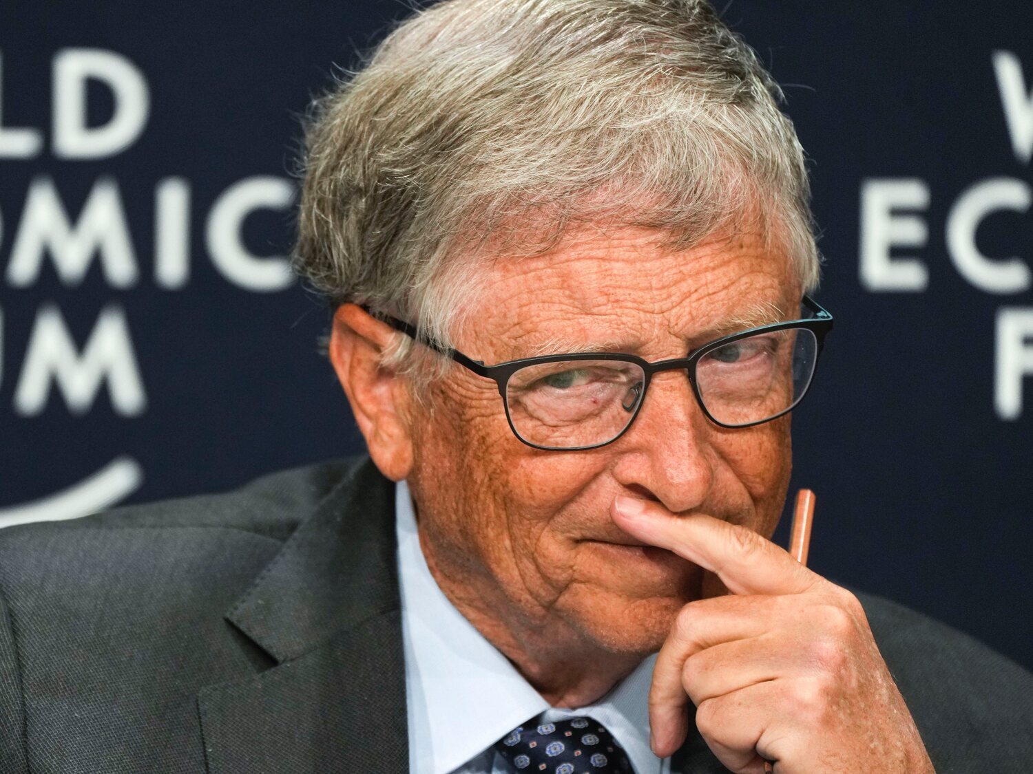 La predicción de Bill Gates sobre lo que pasará después del verano y la crisis que se avecina