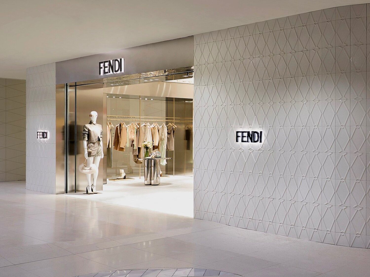 Fendi abre en El Corte Inglés su primera tienda en Madrid