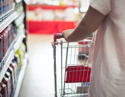 La OCU denuncia que estos productos del supermercado reducen su cantidad mientras cobran el mismo precio