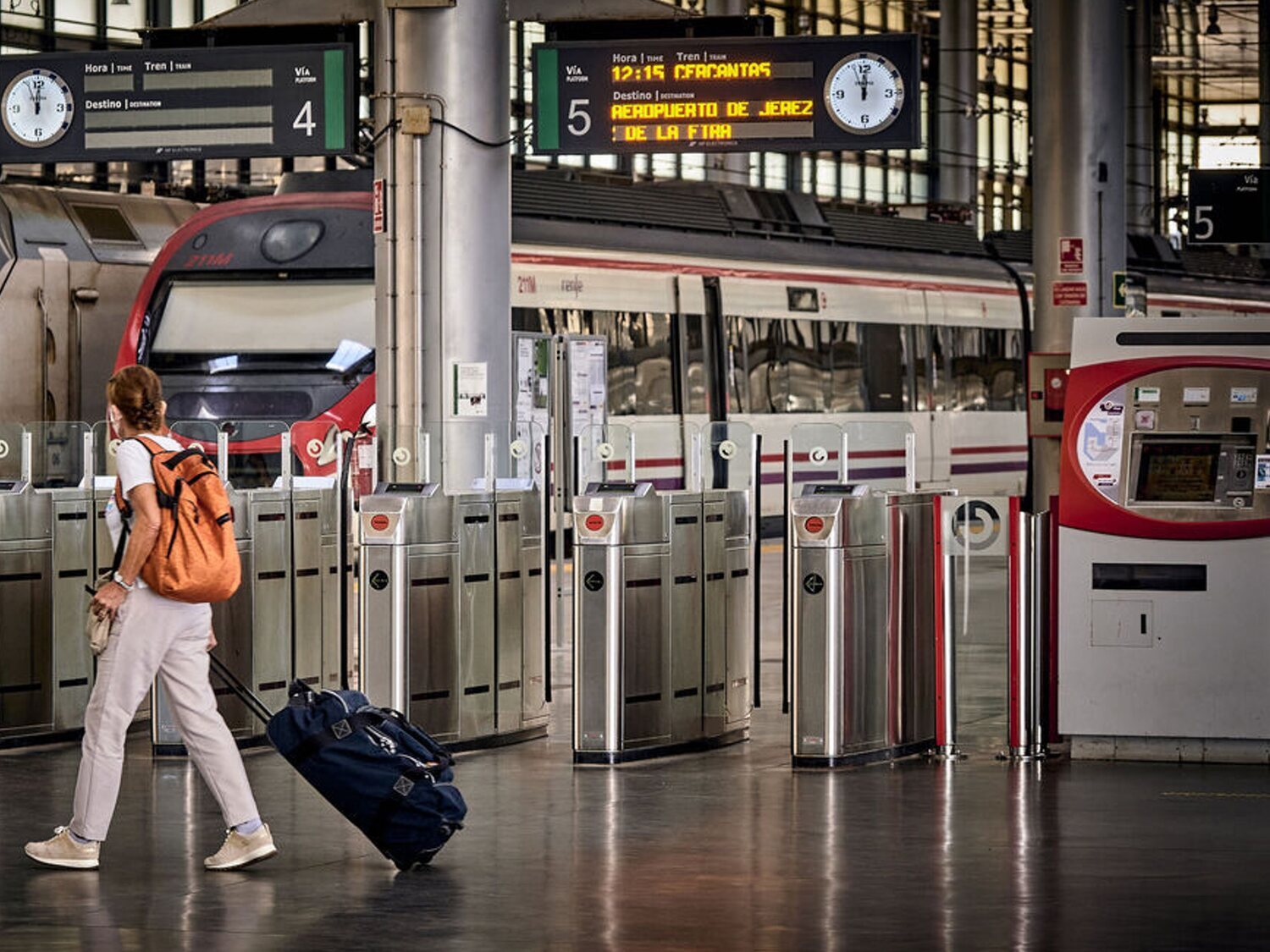 Cómo solicitar el abono gratuito de Renfe