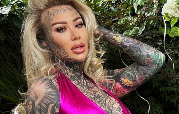 Una estrella de OnlyFans asegura tener la vagina más tatuada del mundo