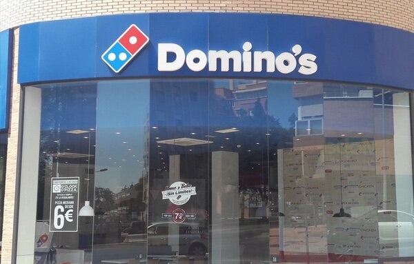 Domino's Pizza cierra sus locales en Italia y abandona todas sus franquicias al no poder competir con las pizzerías locales