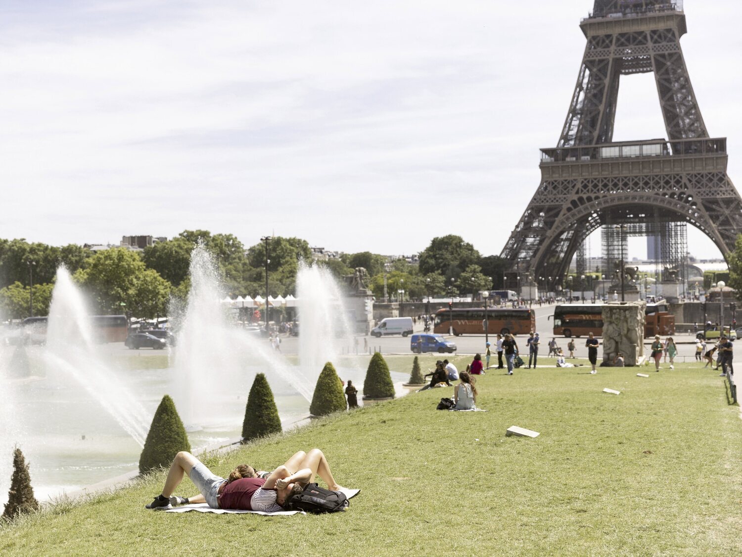 Un diario galo publica un mapa de Francia comparando sus ciudades con temperaturas de localidades españolas y las redes estallan