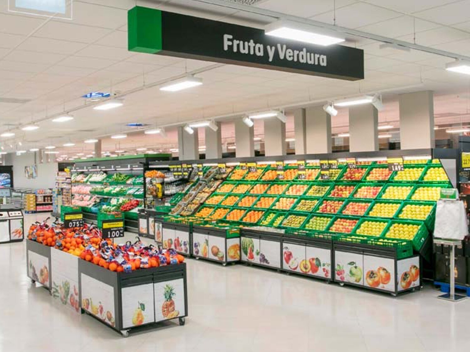 La llamativa razón por la que las frutas y verduras siempre están en la entrada de los supermercados