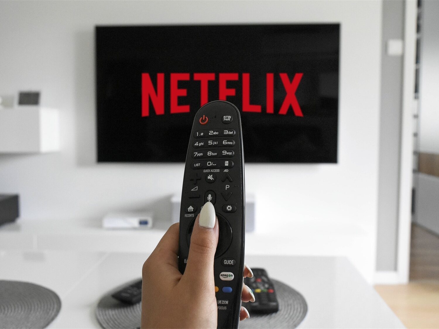 Netflix anuncia un nuevo plan más barato y con publicidad