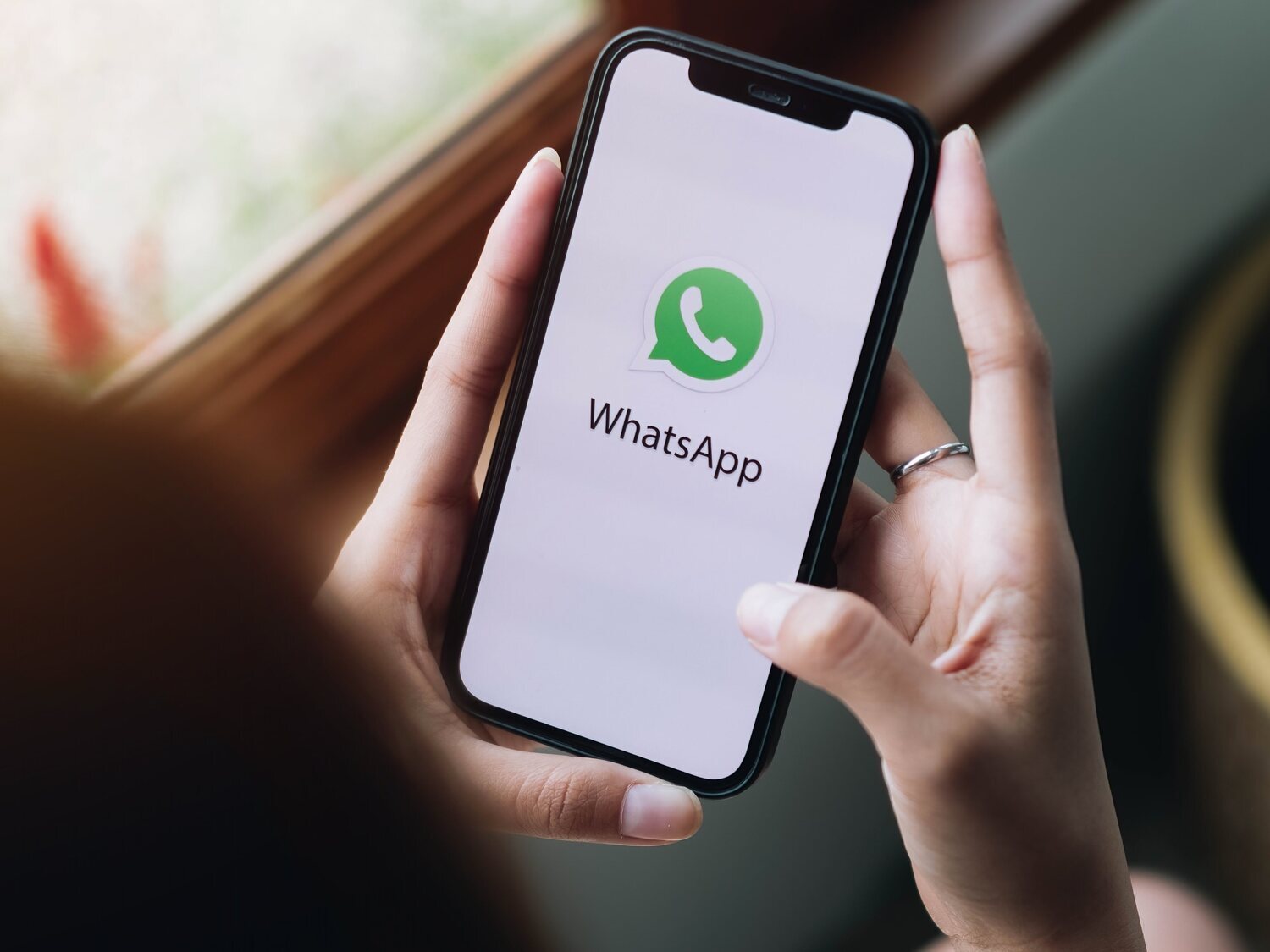 WhatsApp sufre una caída a nivel mundial: un problema con los servidores impide el envío de mensajes