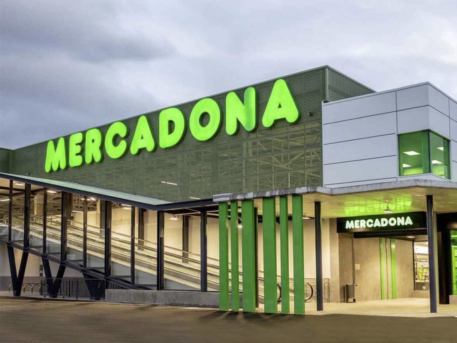 Mercadona retira de la venta estas populares cervezas Steinburg de todos los supermercados