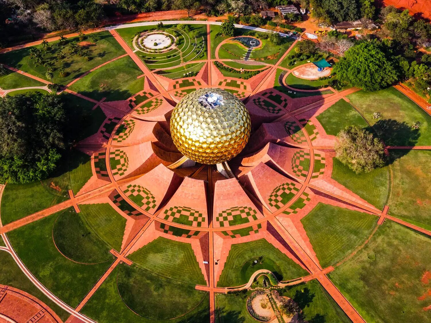 Auroville: la ciudad de la India sin dinero, partidos políticos ni religión