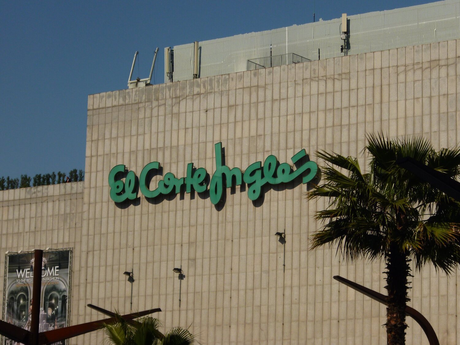 El Corte Inglés planea cerrar una de sus divisiones de negocio: la marca que podría desaparecer definitivamente