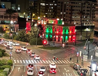 PP y VOX difunden el bulo de que el Ayuntamiento de Murcia iluminó una fachada con la bandera de Marruecos