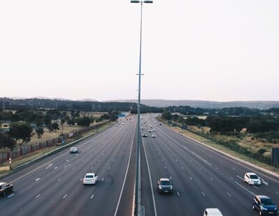 Las 5 infracciones que provocan mayor número de accidentes de tráfico, según la DGT